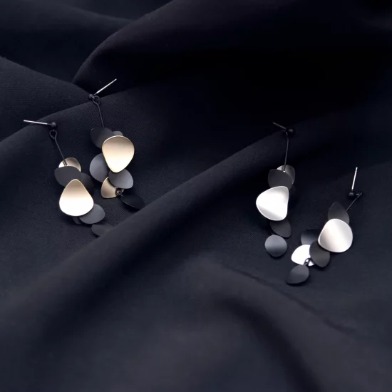 Pursuits - Earrings / Florae