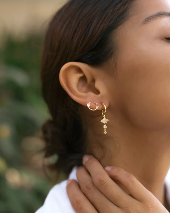 Sarah Mulder - Earrings / Miley Studs with Rose Quartz