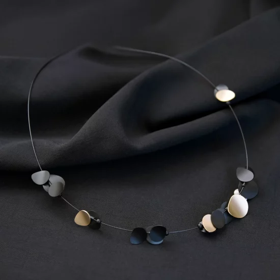 Pursuits - Necklace / Florae